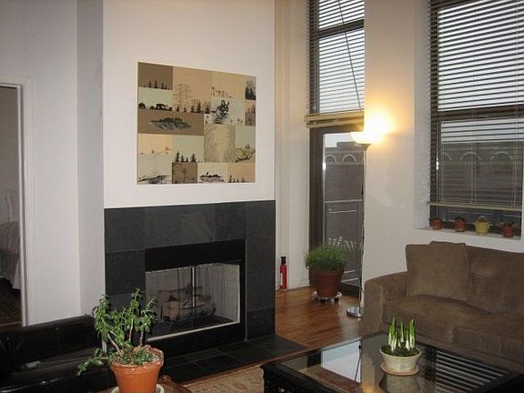 2nd image of 758 N Larrabee St APT 509