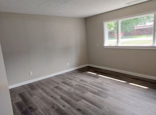 2639 S Whittier Ave #1, Springfield, IL 62704
