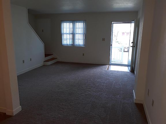2nd image of 21 Sandra Ln