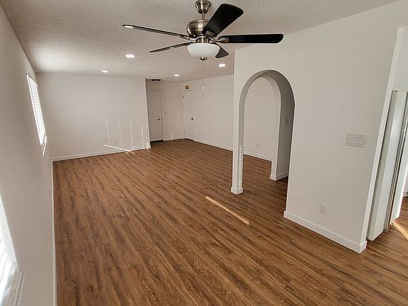 5th image of 2404 S Cabrillo Ave APT C