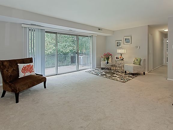 5th image of 10165 Fair Woods Dr #213