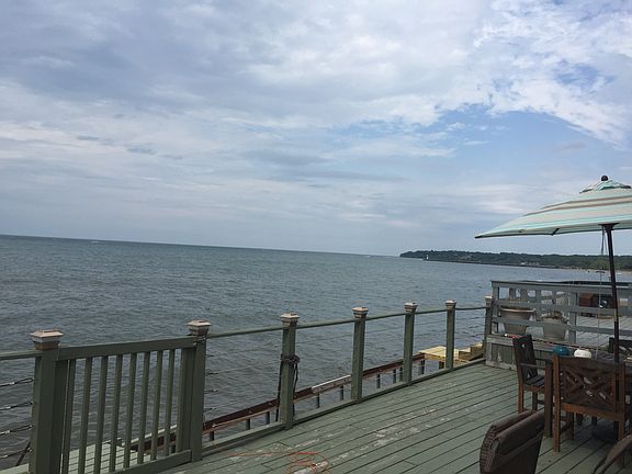 Deck facing Irondequoit Bay