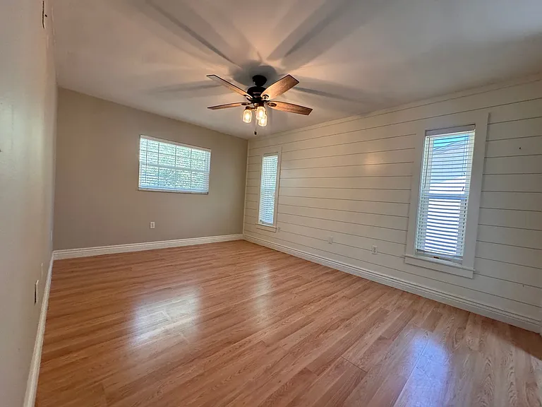 5619 Colonial Oaks Blvd — Photo 11