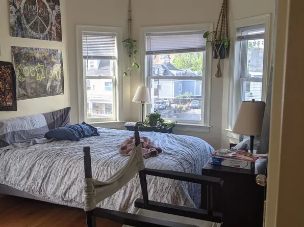 17 Sparhawk St #2, Brighton, MA 02135