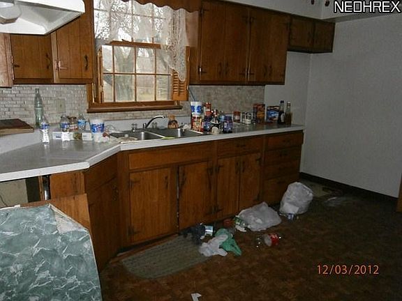 5th image of 3022 Latimer Ave