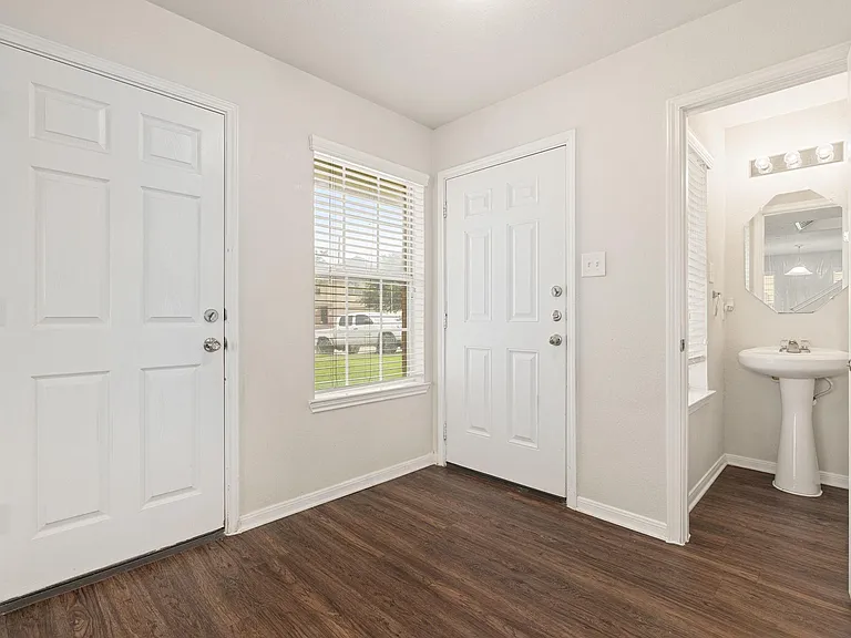 21415 Partha Way — Photo 28