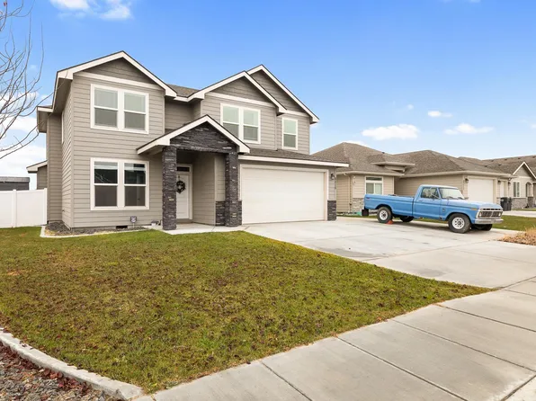 8215 Ashen Dr, Pasco, WA 99301