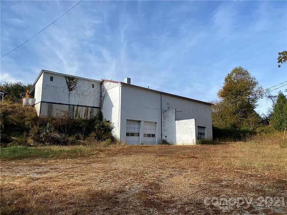 2nd image of 2501 Enola Rd