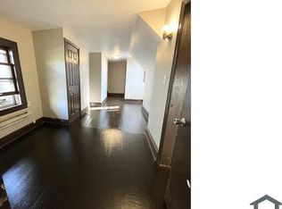 6712 W Villard Ave, Milwaukee, WI 53218