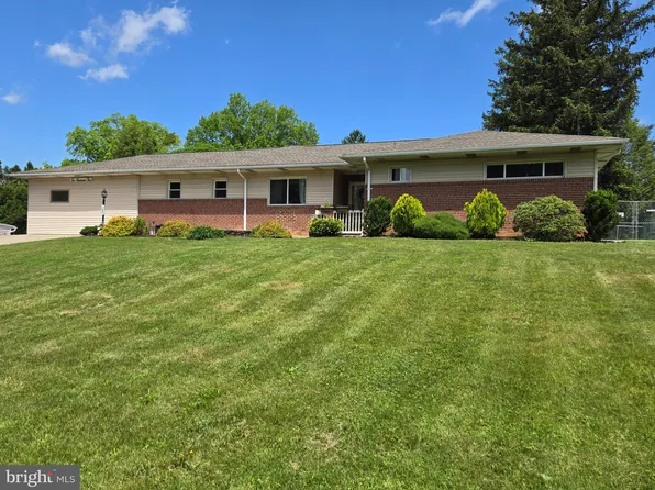 2002 Brandt Ave, New Cumberland, PA 17070