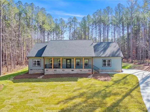 274 Cove Wood Dr, Denton, NC 27239