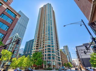 400 N Lasalle St #2303, Chicago, IL 60614