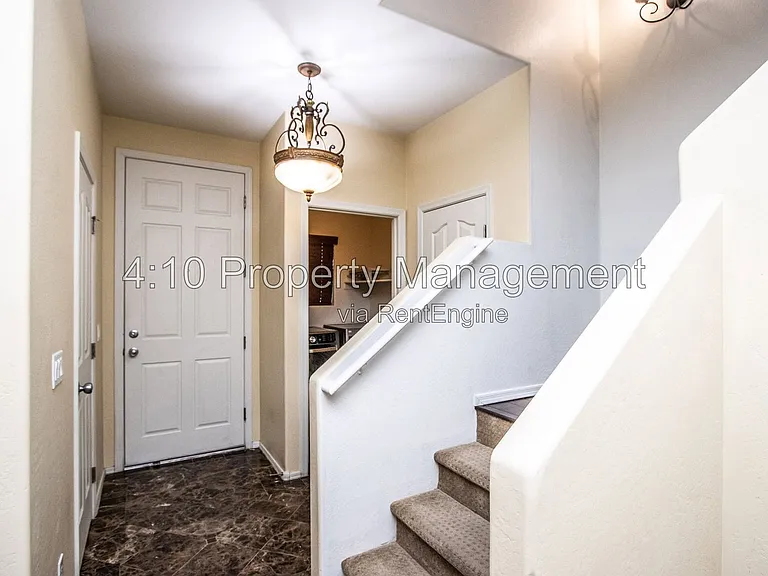 1161 E Boston St — Photo 13