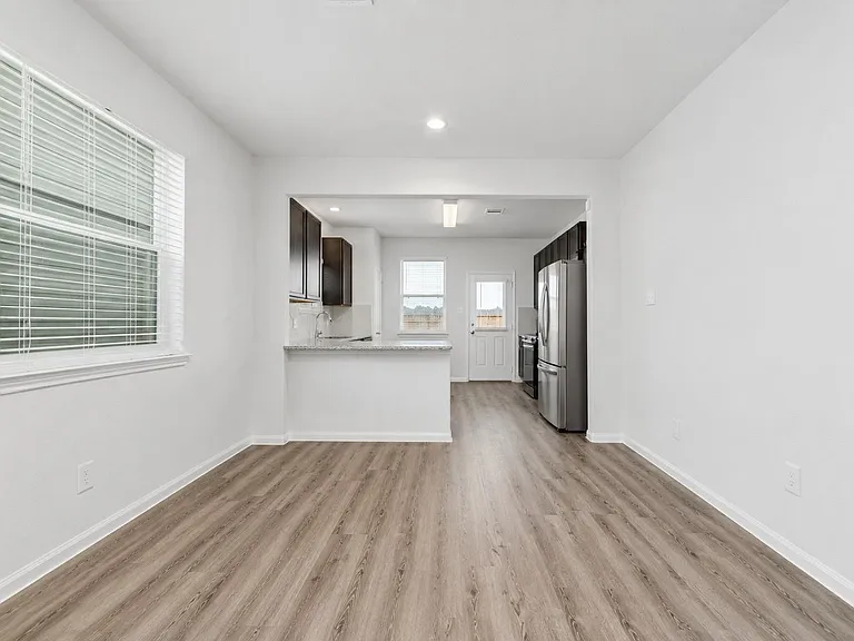 4910 Blue Jacaranda Way — Photo 6