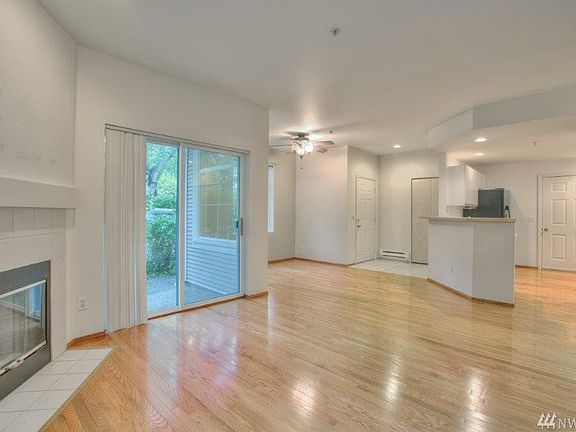 3rd image of 23523 54th Ave S