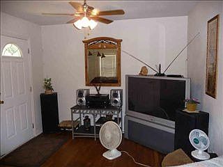 2nd image of 5012 Catalpa St