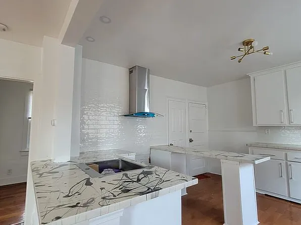 23 Weiss St, Buffalo, NY 14206