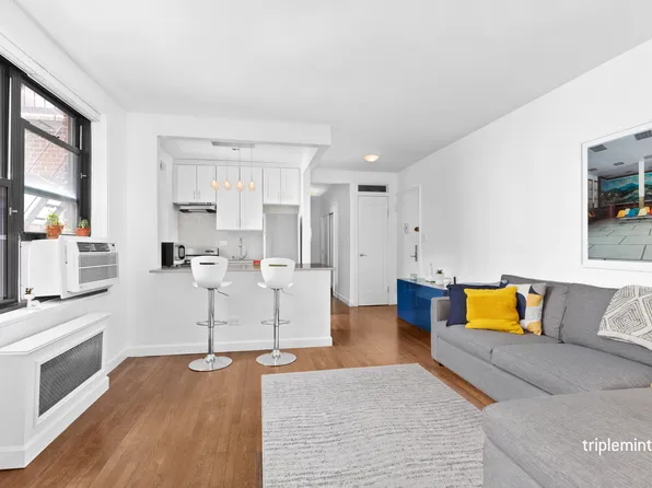 100 West 12th Street image 1 of 5