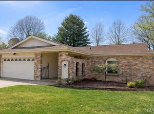 10 El Jer Dr, Cedar Hill, MO 63016