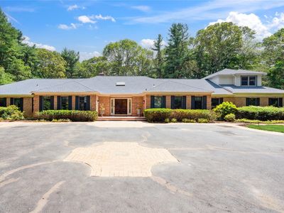 10 Laurel Woods Drive, Oyster Bay, NY, 11771