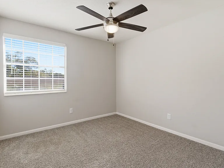 Reserve at Midtown — Photo 15