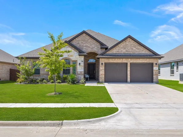 3711 Autumncrest St, Midlothian, TX 76065