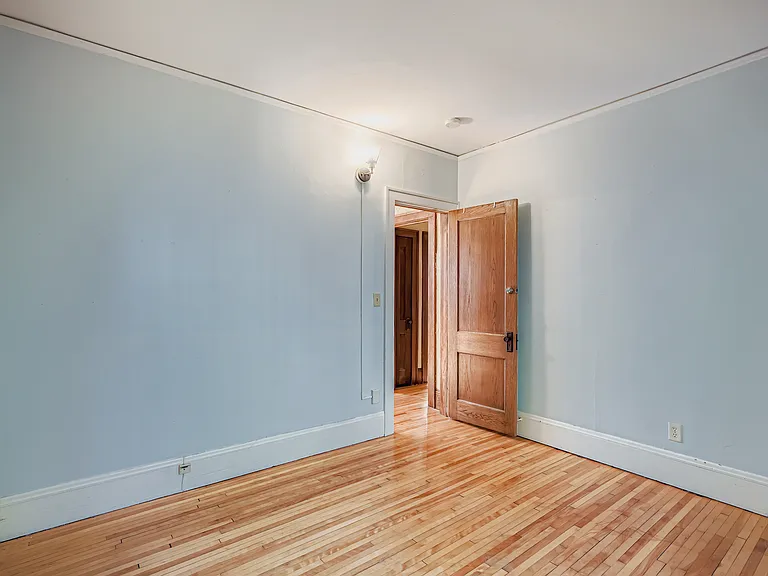 1128 Lincoln Ave #MAIN LEVEL — Photo 12