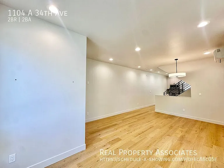 1104A 34th Ave — Photo 13