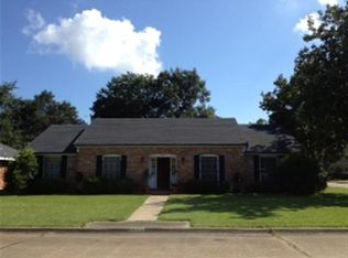 3044 Eugenia Ln, Groves, TX 77619