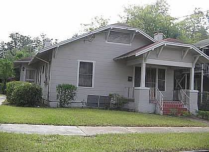 1st image of 412 W 18th St