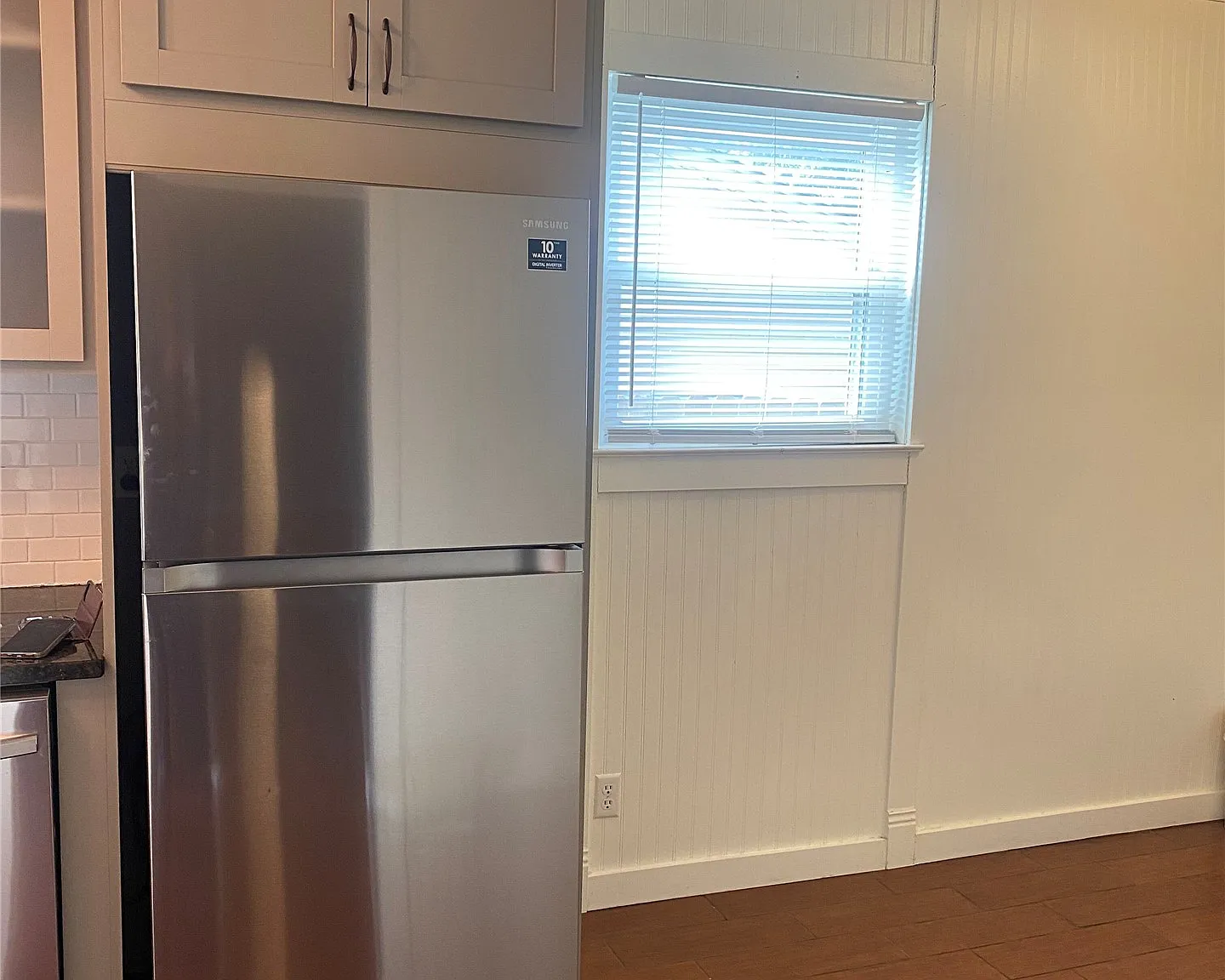 3 bed, 2.0 bath, 1384 sqft, $1,350 — Photo 3