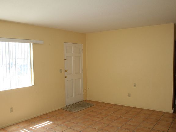 2nd image of 11950 Norwick St