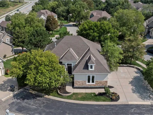 14316 Norwood St, Leawood, KS 66224