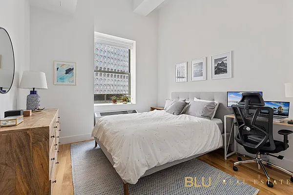 Rented by BLU Real Estate | media 38