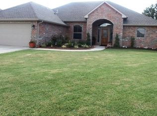 508 Grizzly Ln, Enid, OK 73703