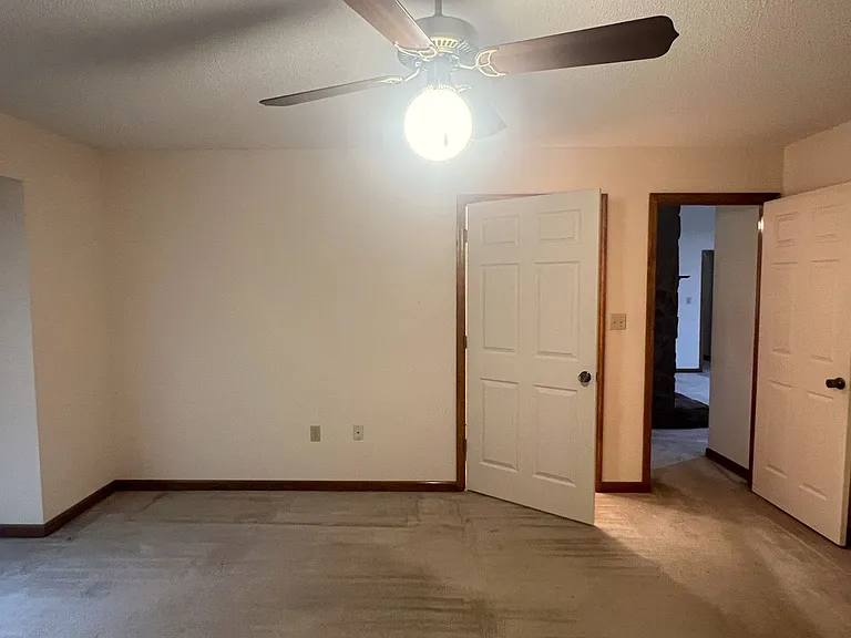 178 Woodard Rd — Photo 36