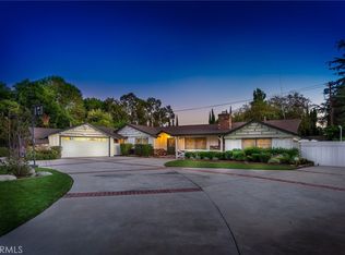 17040 Community St, Northridge, CA 91325