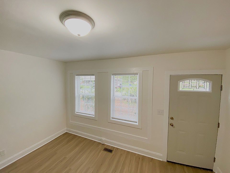 1st image of 106 Dukeland Dr