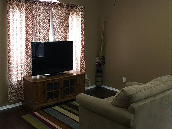 4th image of 6708 Flamewood Dr