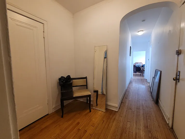 2531 N Rockwell St #2 — Photo 10