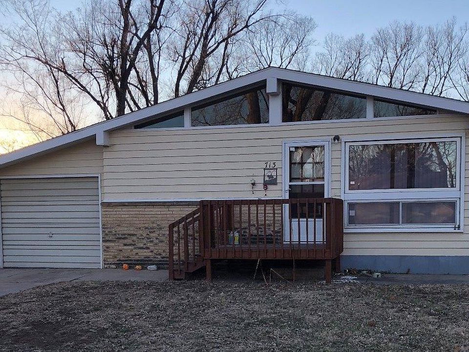 1st image of 713 Hillside Dr