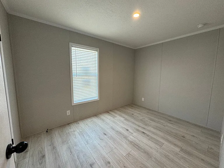 Westbridge Manor — Photo 99