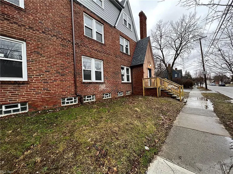 2204 Brockway Rd — Photo 7