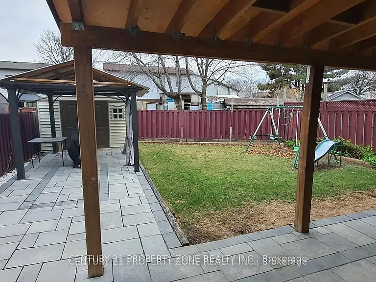 68 Hoskins Sq — Photo 7