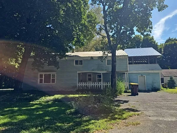 11 Tanglewood Ln, Leeds, NY 12451
