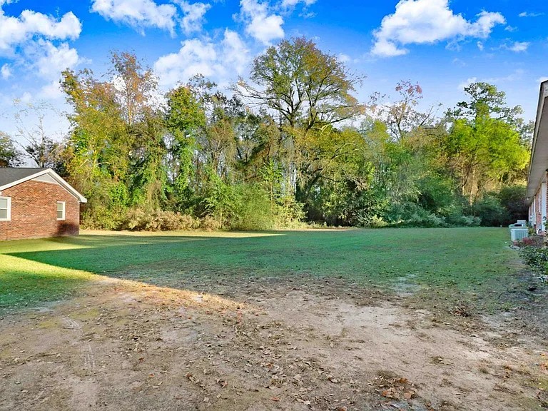 151 Scott Hills Dr #D-1 — Photo 6