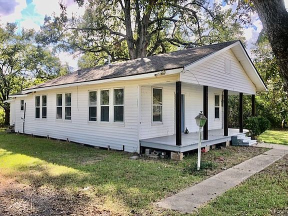 3rd image of 5421 Old Mooringsport Rd