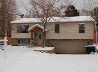 7575 S Willowridge Rd, Cottonwood Heights, UT 84121