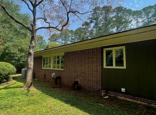 223 N Lakeshore Dr, Carrollton, GA 30117