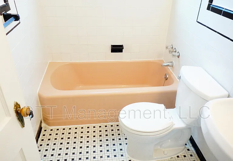 812 Greenwood Cir #4 — Photo 28